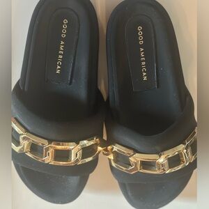 Good American Gold Chain Platform Slide Sandals